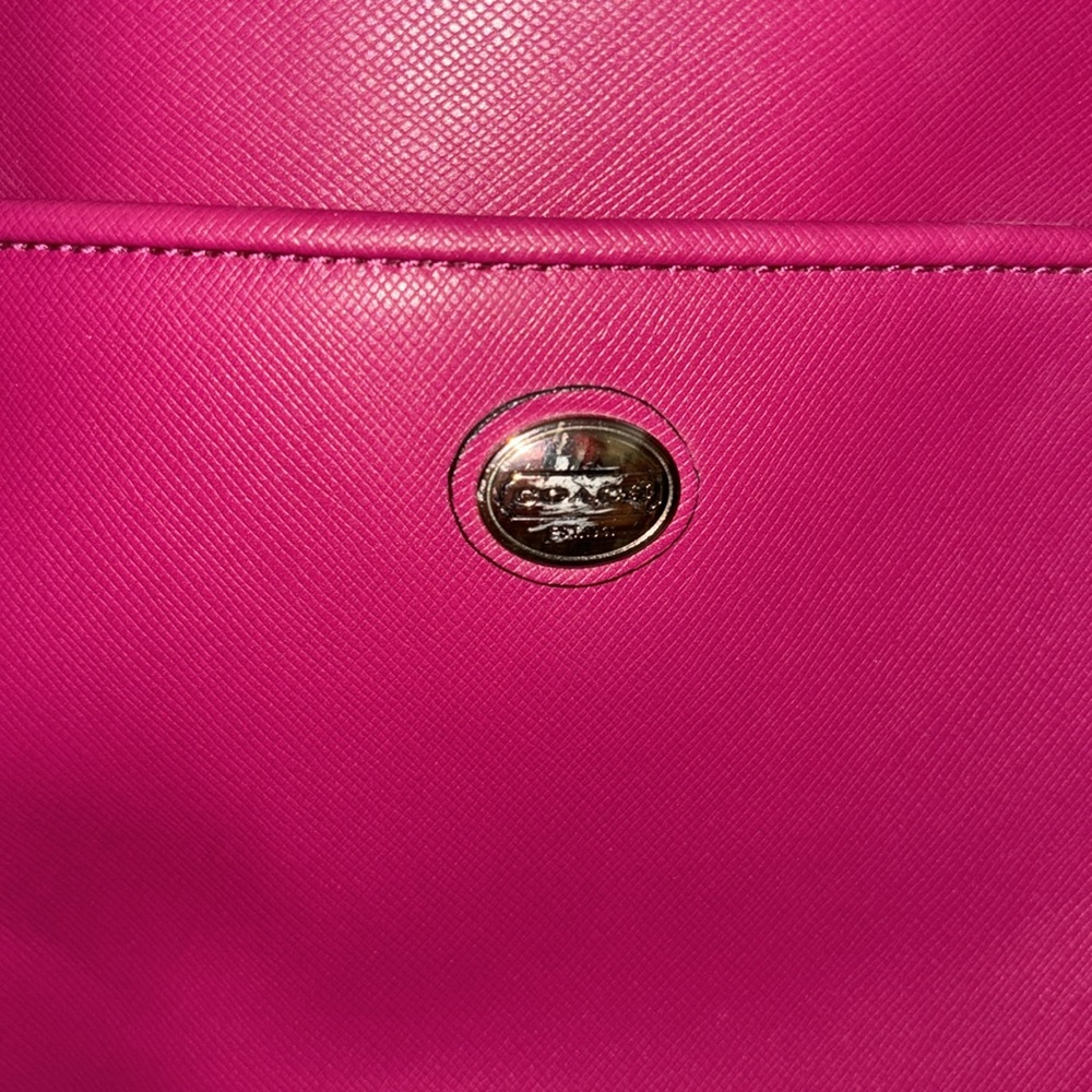 Coach Tote - Picture 3 of 14